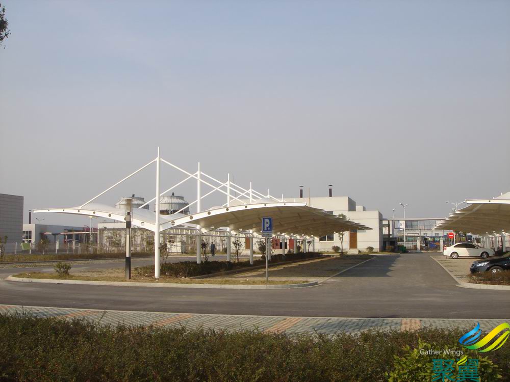 露天遮陽膜結(jié)構(gòu)停車場(chǎng)車棚