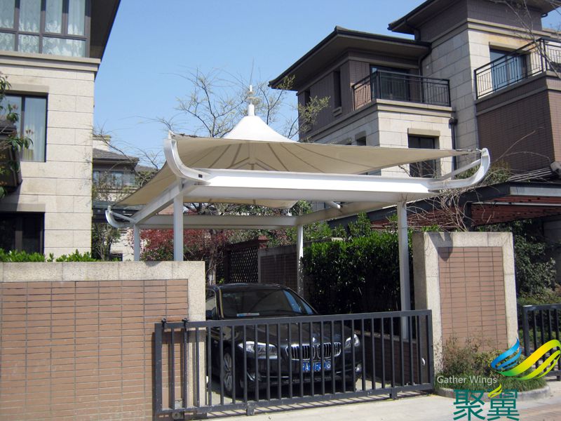 別墅小區(qū)車棚，別墅車棚款式選擇膜結構車棚質保30年，采用全進口面料