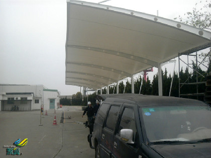 組裝膜結(jié)構(gòu)車棚免動火更安全，組裝膜結(jié)構(gòu)車棚免動火造型